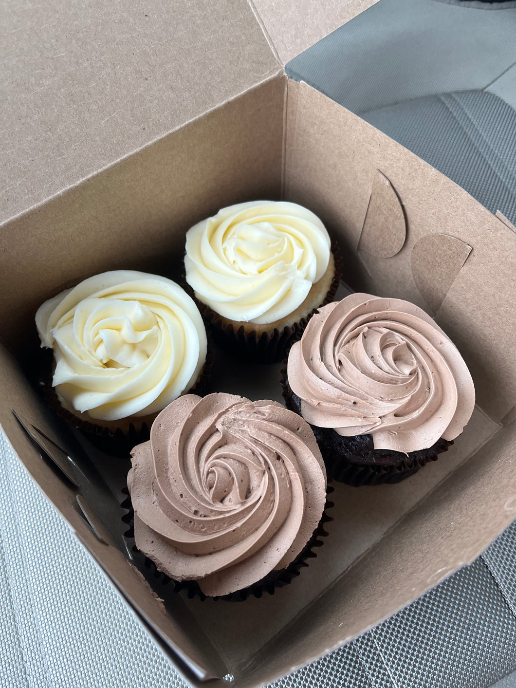 Birthday Box - Cupcakes